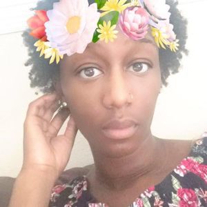 Meet your Posher, Latoya